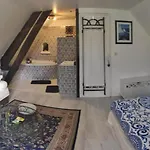 Chez Aurelia - & Table D'hotes Bed and Breakfast La Couture-Boussey