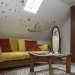 Chez Aurelia - & Table D'hotes Bed and Breakfast